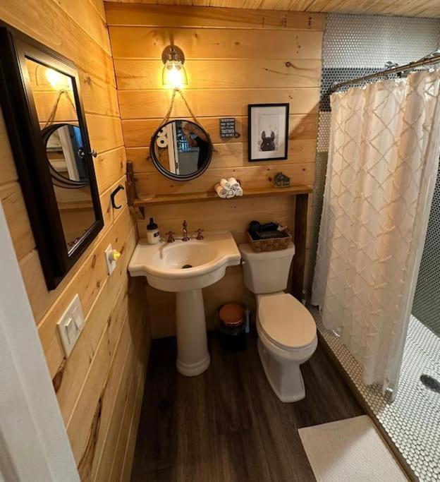 The Little Barn You Are Looking For! Umatilla Bagian luar foto