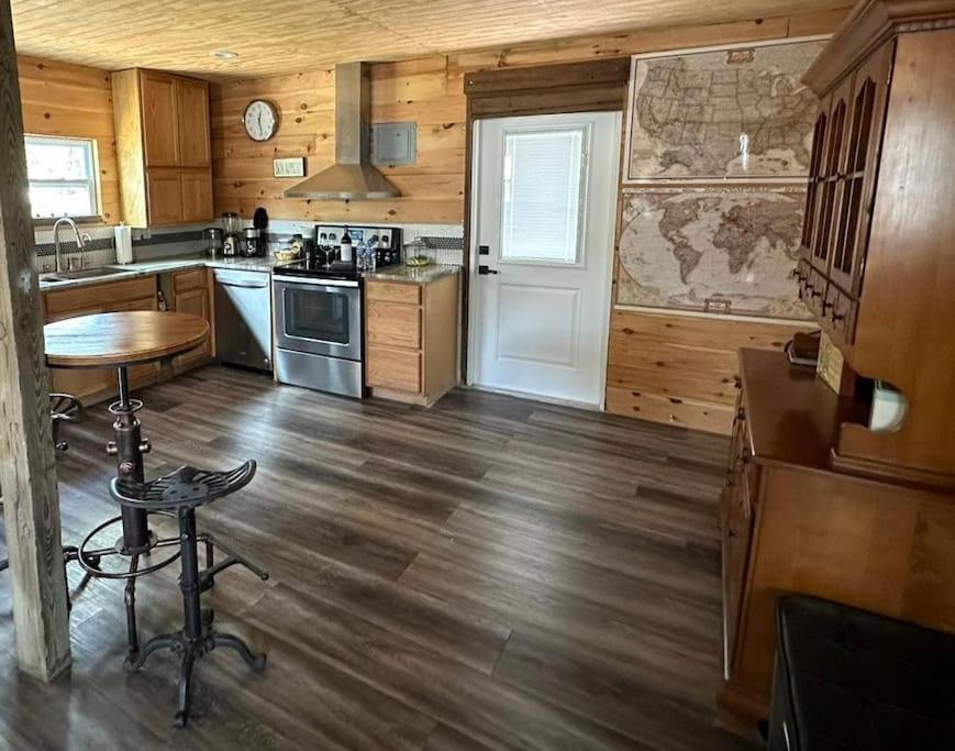 The Little Barn You Are Looking For! Umatilla Bagian luar foto